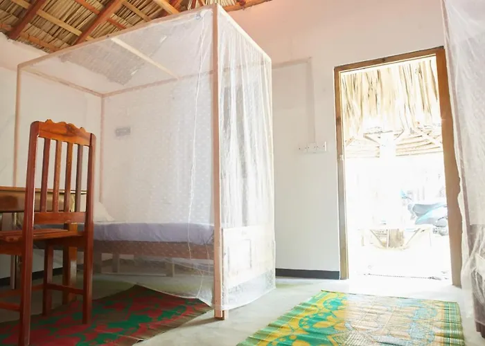 Hostel Surf &Turf Arugam Bay
