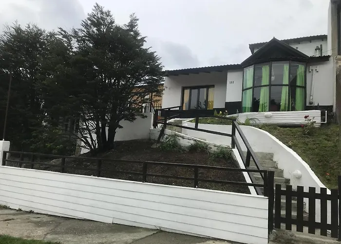 Villa Casa Alem Con Vista A La Montana Ushuaia