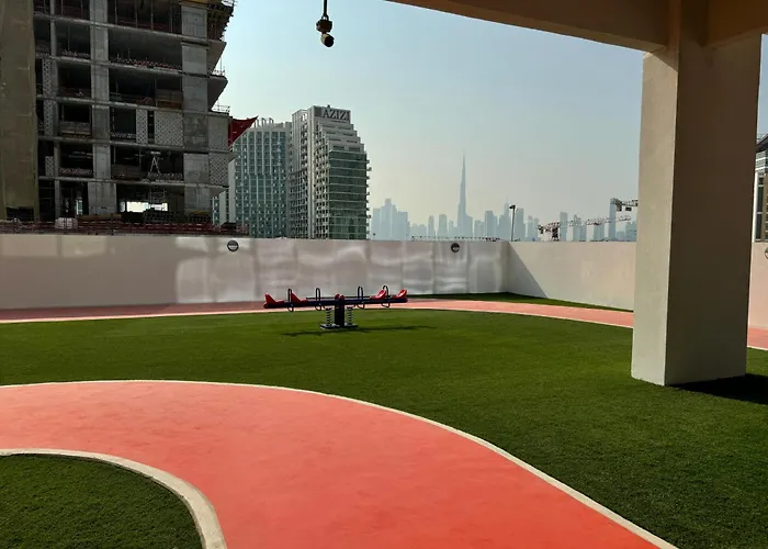 Spacious Studio With Burj Khalifa Views Dubai