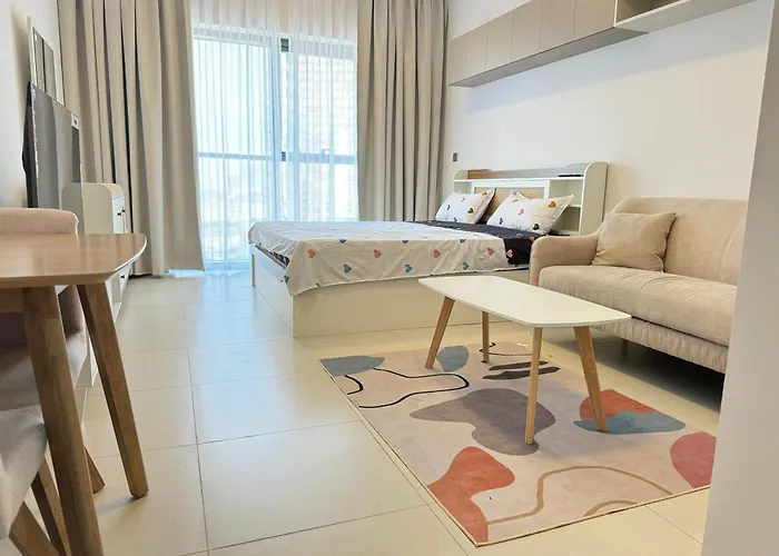 Spacious Studio With Burj Khalifa Views Dubai