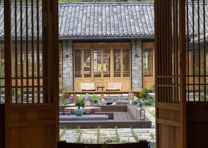 The Wild Luxury Holiday Inn Xingping 