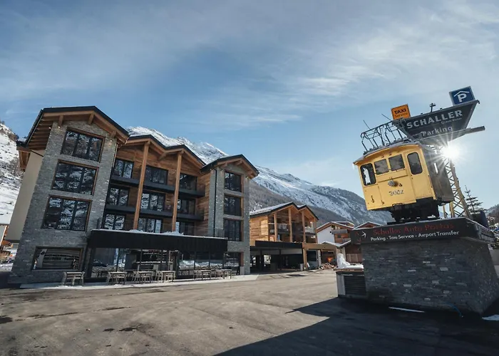 Hotel Porta Cervino - Parking & Dining Täsch