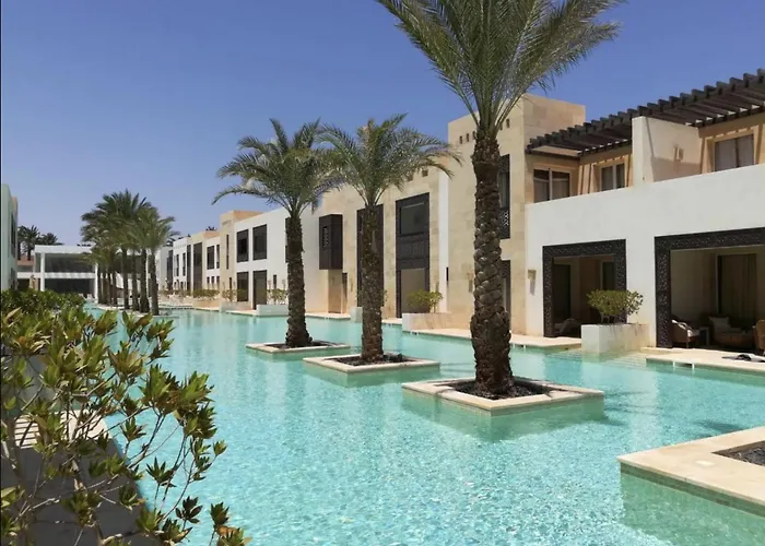Serene Pool View 8Mins To Marina Hurghada