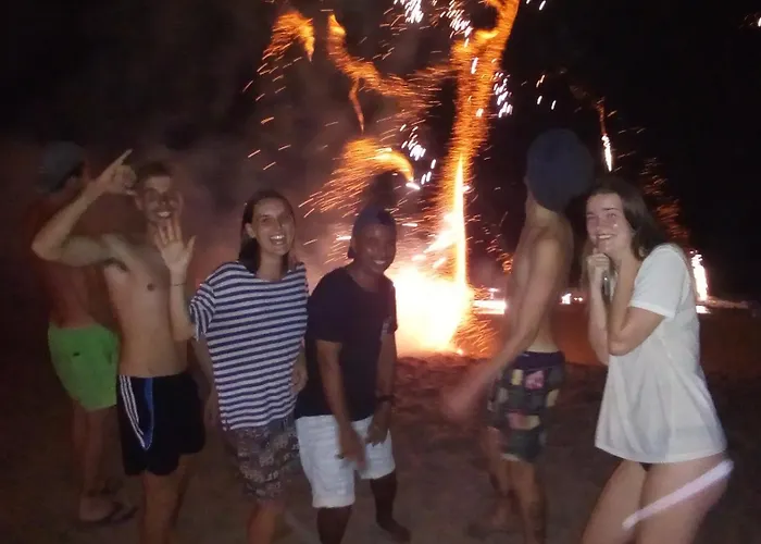 Hostel Surf &Turf Arugam Bay