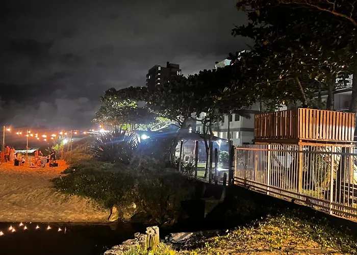 Villa Casa Em Itapema Pe Na Areia, De Frente Ao Mar