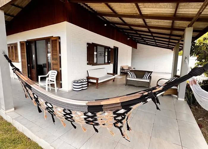 Villa Casa Em Itapema Pe Na Areia, De Frente Ao Mar