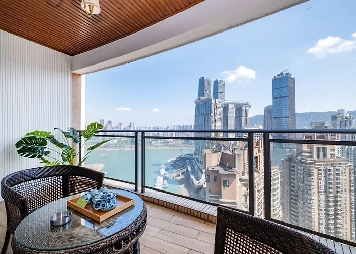 Misty Nest High Altitude River View B&B Hongyadong Branch Chongqing