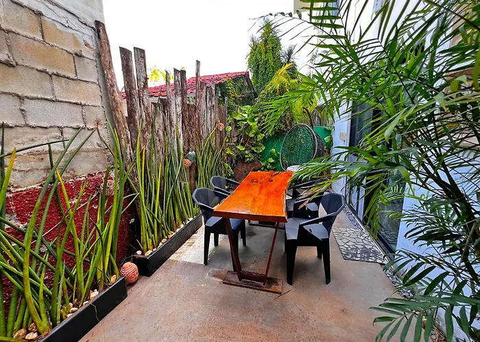 Beachside Oasis ! Spacious ½ Block From The Beach Puerto Morelos