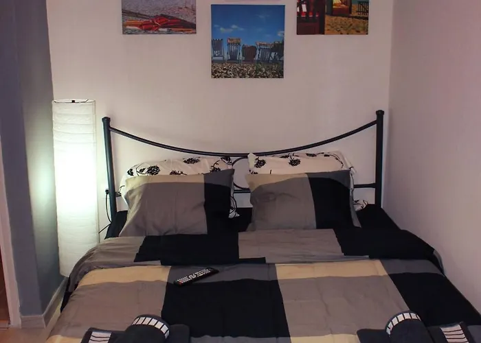 Amazing Studio Next To Center Only 10 Minutes Walk Thessaloniki