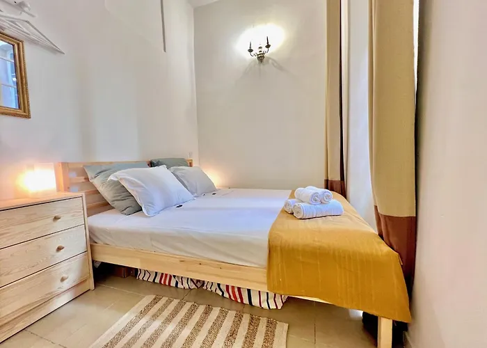 Aparthotel Riviera - Maison Du Chateau - Old Town - Promenade Des Anglais Nizza