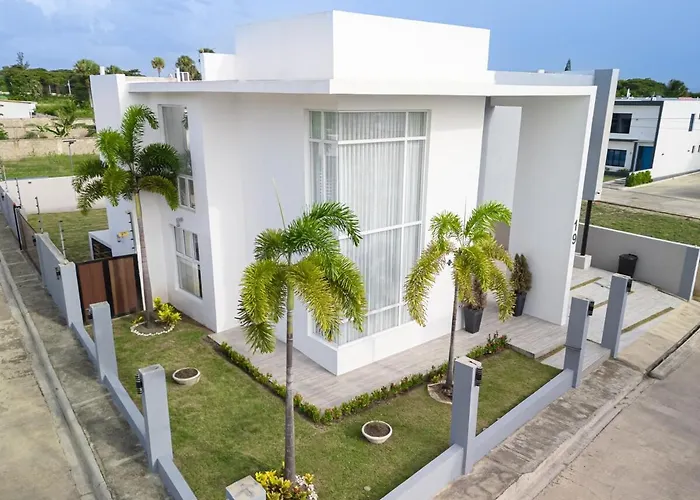 Villa Modern And Luxurious House In Santiago Santiago De Los Caballeros