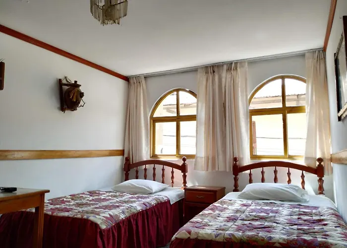 Hostal Turistico Alborada Canta