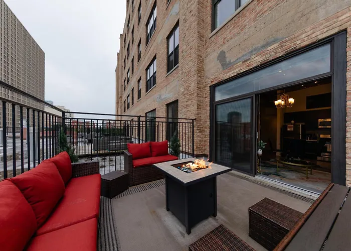 Slumber Stay - Mccormick Chicago