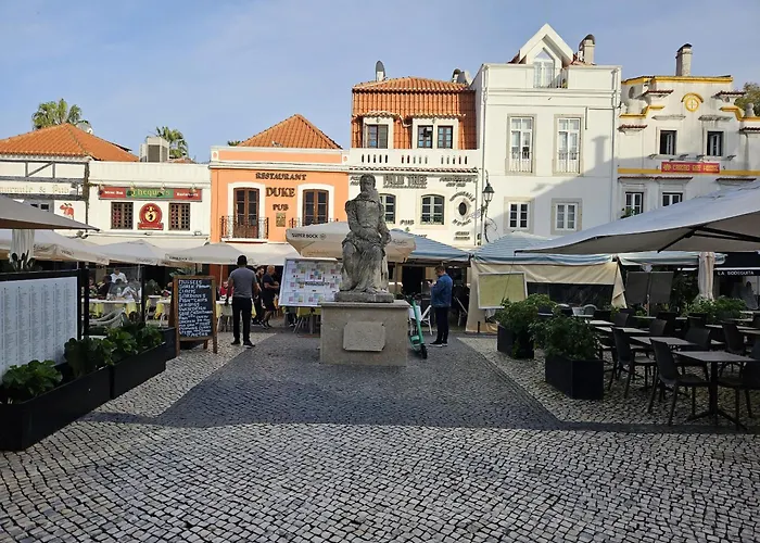 Historic Center Apartment Cascais