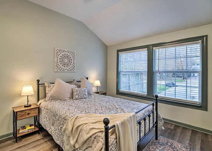 Cozy Bungalow Home, The Heights, 6 Miles To Downtown! Houston