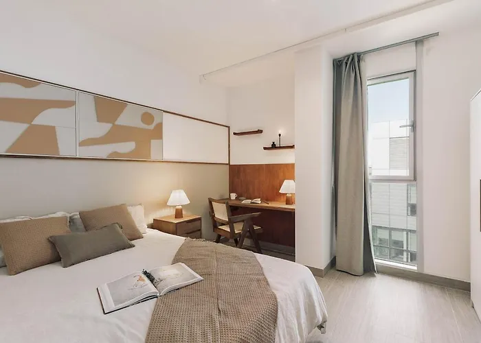 Sole - 2 Bedrooms In Poblenou Barcelona