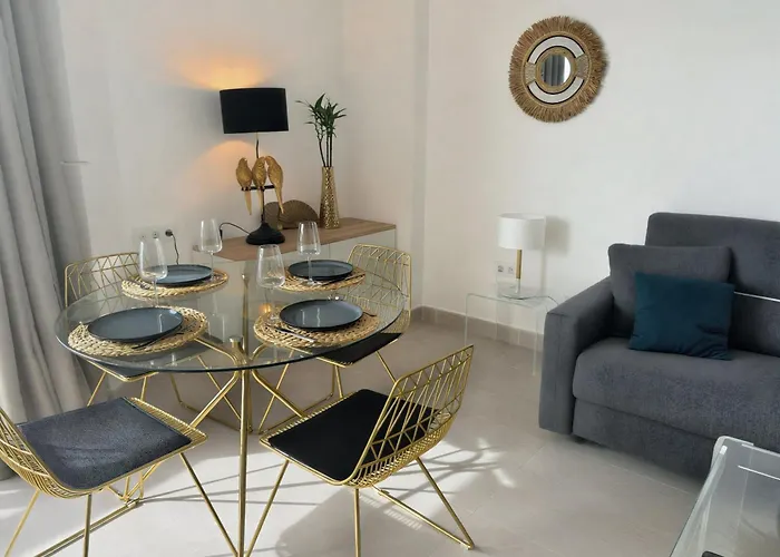 The Lodge - Torre La Roca Torremolinos