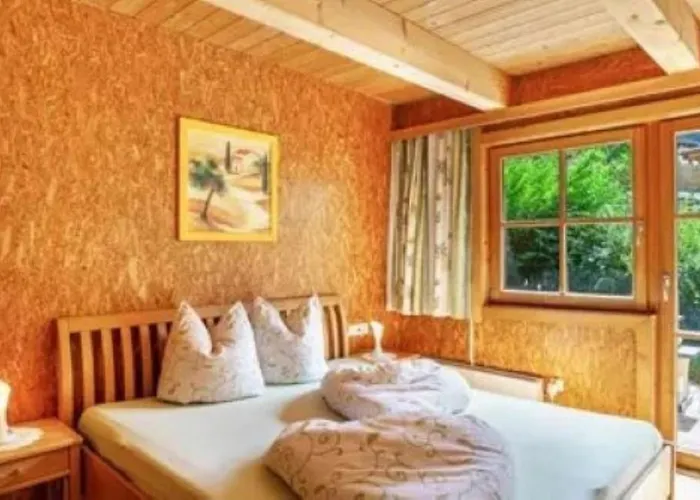 Ferienhaus TRUCKSHÜTTE Mayrhofen
