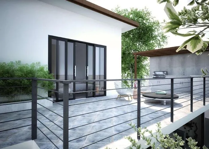 Tropical Villa- 7Br With Workspace, Cinema, Pool Canggu