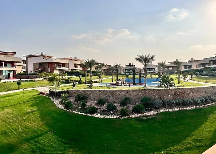 Luxury 4 Bedroom Villa At Gardenia City Compound Kairo