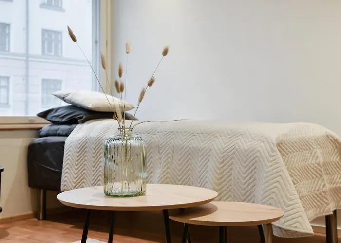 Come In! "Aninkainen" Triplet For 7 People Next To Turku Bus Station!