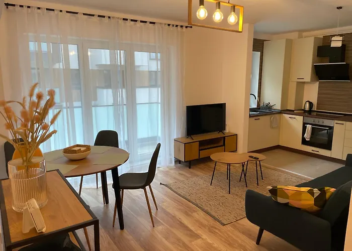 Urban Glow, 2 Bedroom Cosy Apartment - Coresi Mall Brașov