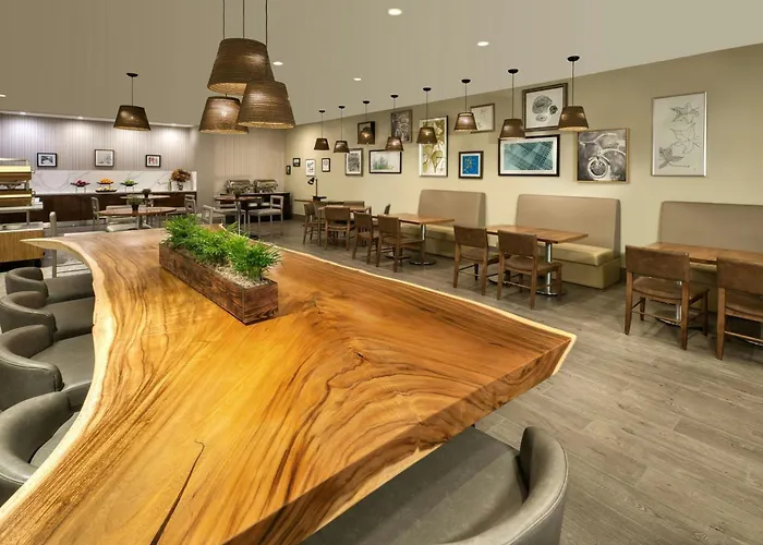 Hotel Element Toronto Airport Mississauga