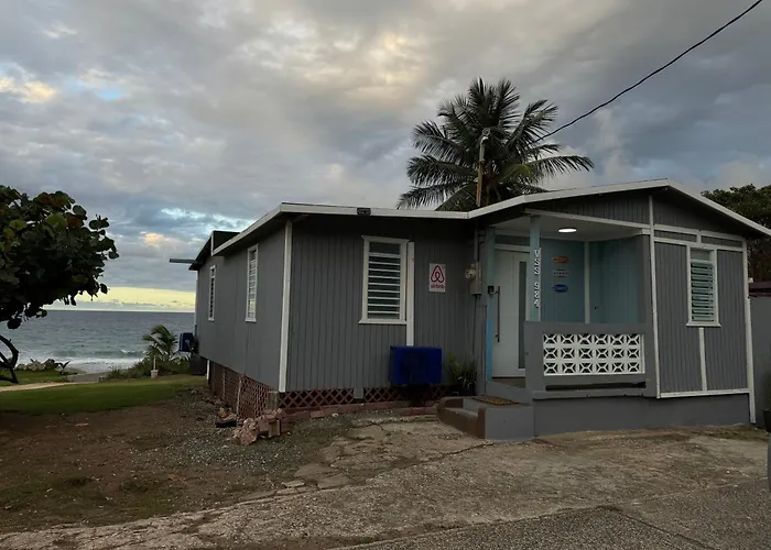 Vss Beach House - A Beachfront Paradise In Arecibo