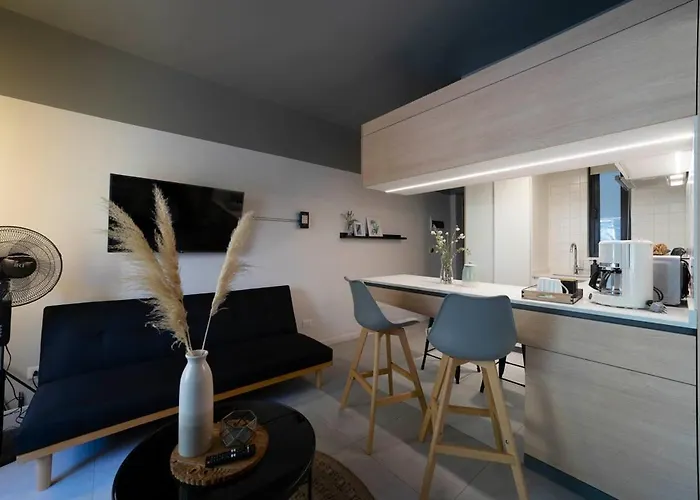 Stylish Accommodation Near Salvador Metro Station Santiago de Chile