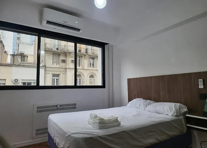 Quinto Piso A La Calle, Comodo, Equipado, Luminoso Y Bien Ubicado Buenos Aires