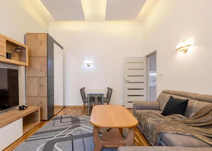 Urban Apartaments - Great Location - City Center - Wspolna Warschau