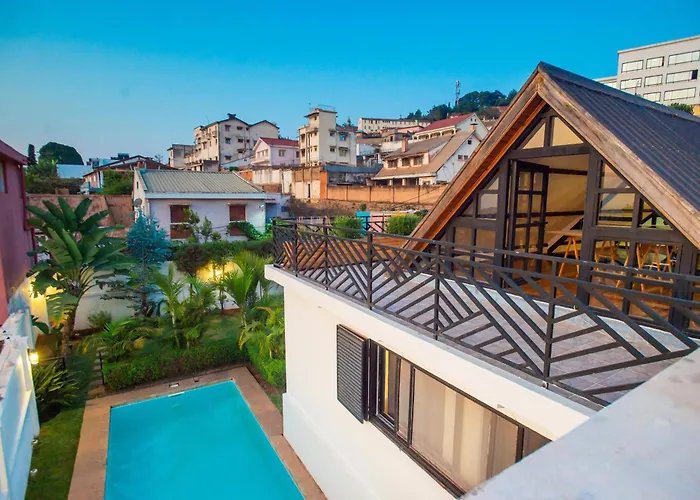 #Villa Fotsy# Oasis Luxe, Vue 360, Piscine & Business Antananarivo