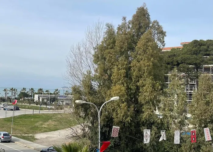Sea View - Meteor Apartments Golem 