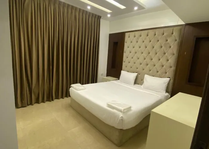 Abdoun Rooftop 1Bedroom Kh&Sh 04 Amman