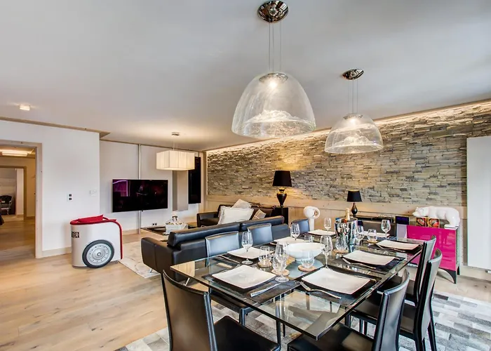 Appartement Spacieux A Courchevel Avec Sauna, Proche Des Pistes - Fr-1-562-12