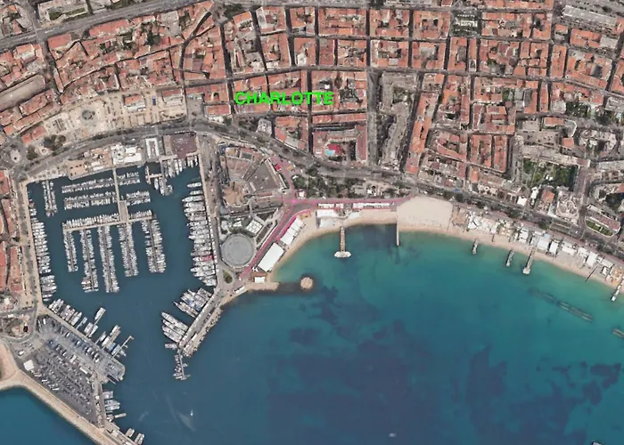 Charlotte By Terry'S Homes Cannes
