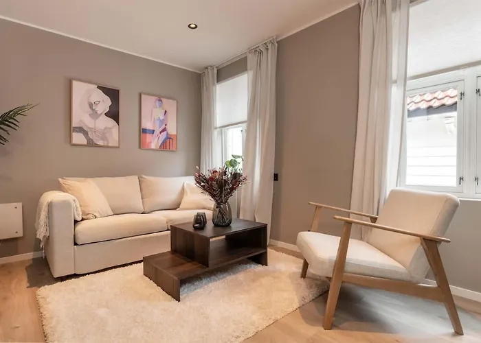 Dinbnb Apartments L 50 Meters To Bryggen L New 2023 L Sunny Backyard Bergen