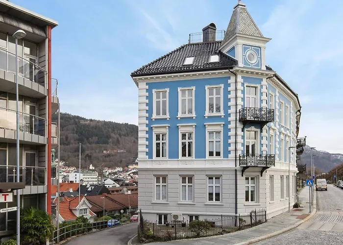 Sjarmerende Leilighet Med Utsikt, Spa-Bad Og Park Bergen