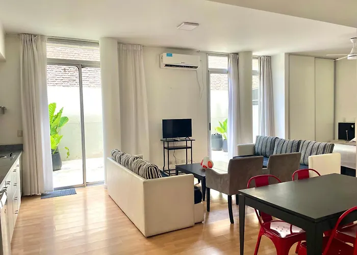 Apartamentos De Maria En Martinez! Av Libertador Con Patio!