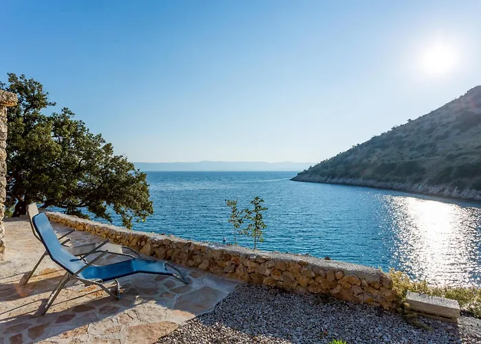 Villa Hidden Gem by Nono Ban Bol