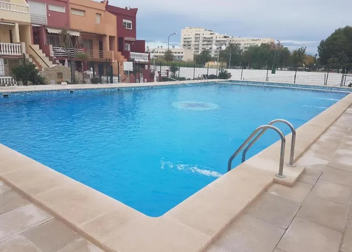 Villa Casa Con Barbacoa En Urbanizacion Privada Valencia