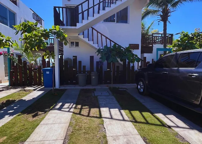 Villa Bungaloose Casa Waimea Oceanfront Sipacate