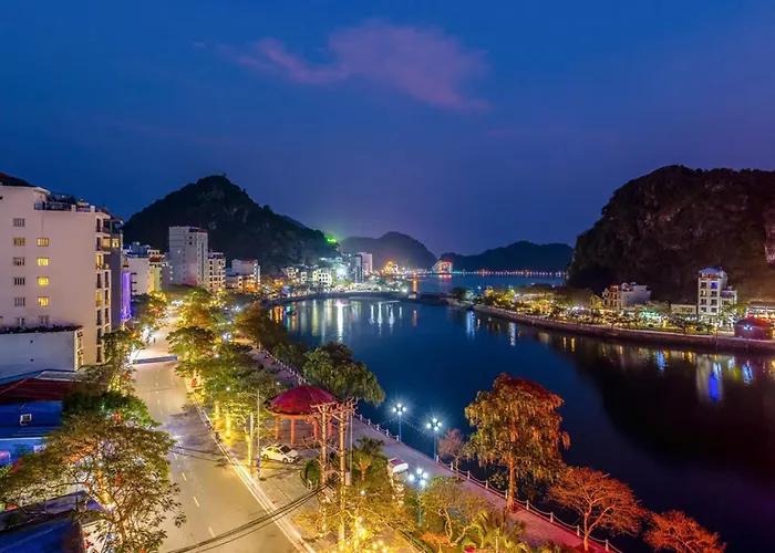 Tung Quang Hotel Dong Khe Sau