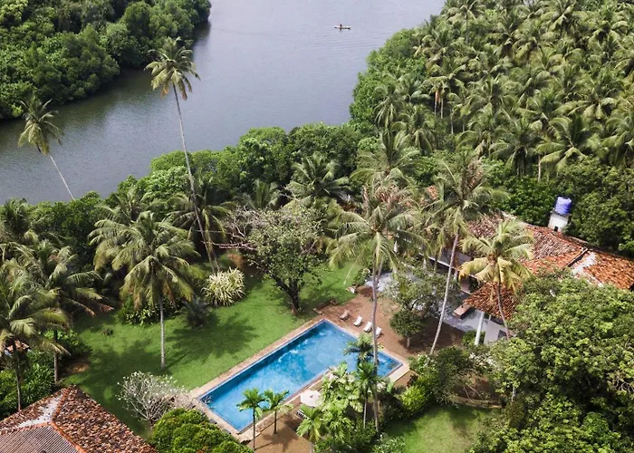 Koggala Lake Villas 1 & 2 With 5 Bedrooms Ahangama