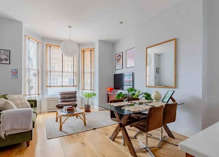 Ferienwohnung Calming 1Bd Flat With Garden Ladbroke Grove London