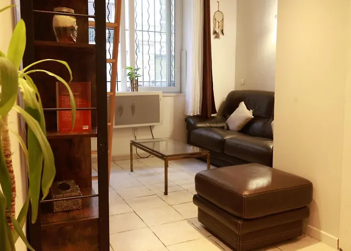 Appartement Cosy Centre Nizza