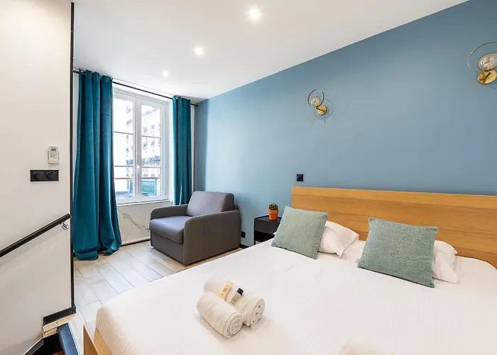 Ac & Duplex Close To Eiffel Tower - 20 Min Away Paris