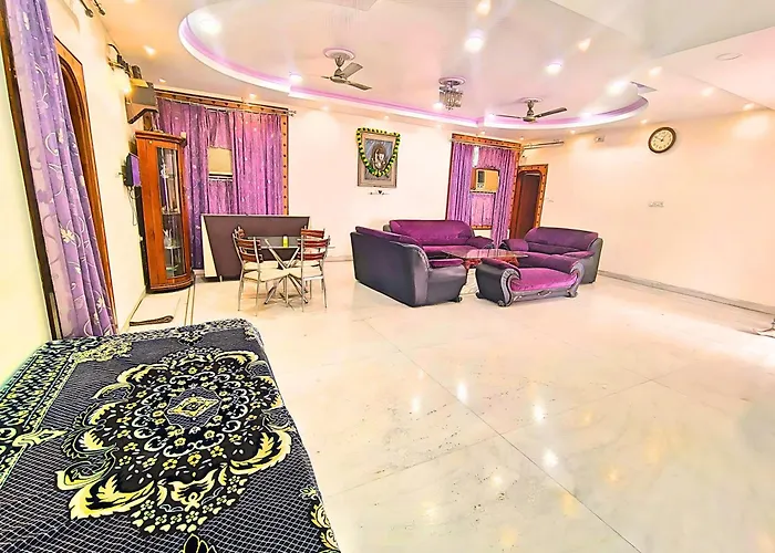 Riya Villa Luxury Stay Varanasi