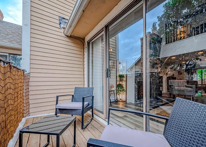 Upscale 1Br Condo In Med Center Houston