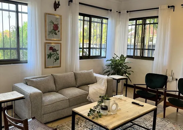 27 Artful Tegeta Holiday Home With Inverter Daressalam